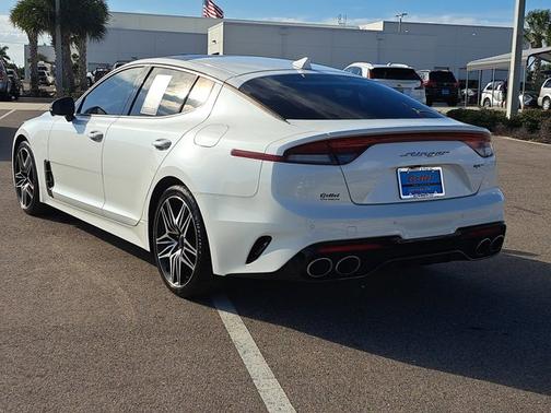 2022 Kia Stinger GT2