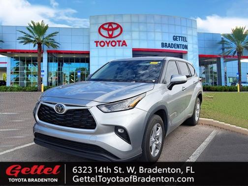 2024 Toyota Highlander LE