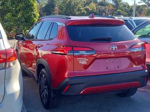 2022 Toyota Corolla Cross XLE