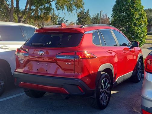 2022 Toyota Corolla Cross XLE