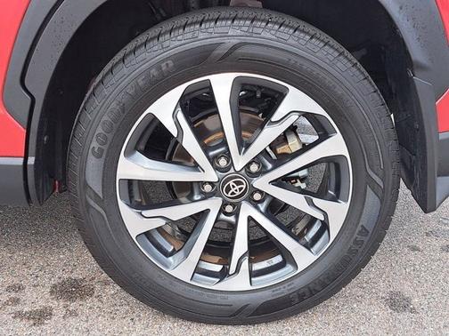 2022 Toyota Corolla Cross XLE