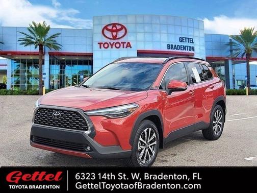 2022 Toyota Corolla Cross XLE