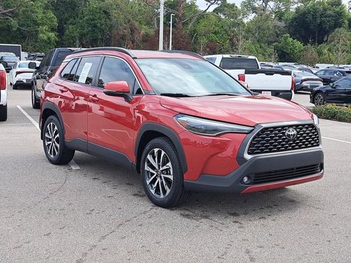 2022 Toyota Corolla Cross XLE