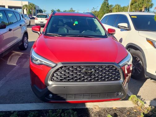 2022 Toyota Corolla Cross XLE