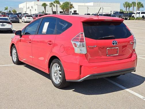 2016 Toyota Prius v Four