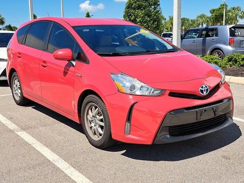 2016 Toyota Prius v Four