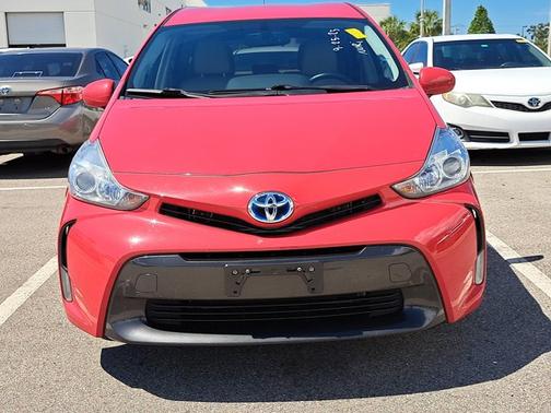 2016 Toyota Prius v Four