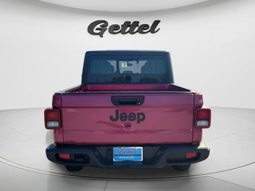 2024 Jeep Gladiator Sport