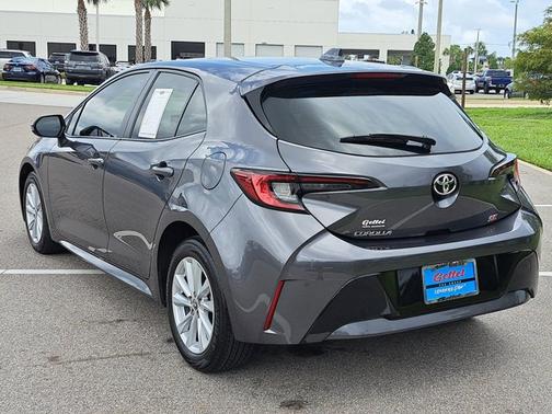 2025 Toyota Corolla Hatchback SE