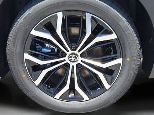 2026 Toyota Crown XLE