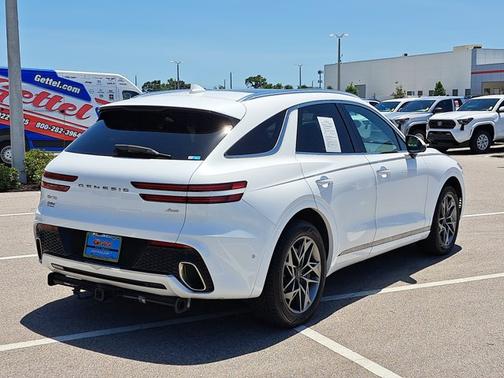 2023 Genesis GV70 2.5T