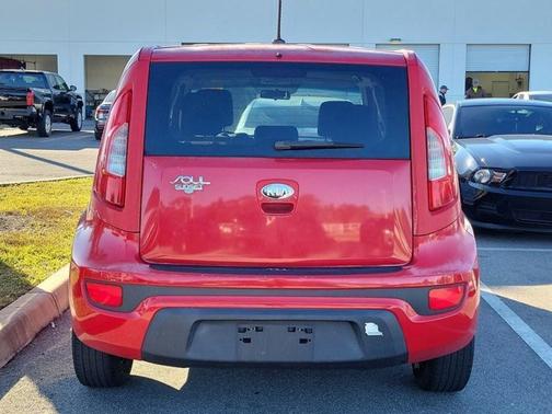 2013 Kia Soul Base