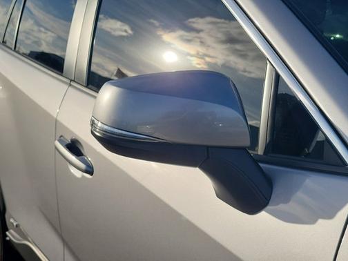 2025 Toyota RAV4 Hybrid Hybrid LE