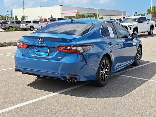 2024 Toyota Camry SE