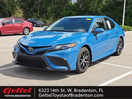 2024 Toyota Camry SE