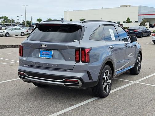 2021 Kia Sorento S