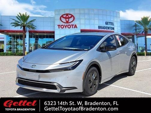 2026 Toyota Prius Plug-In Hybrid SE