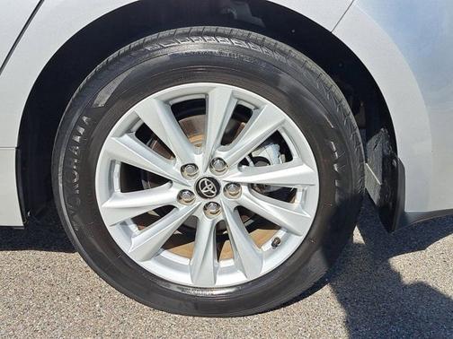 2023 Toyota Corolla Hatchback SE