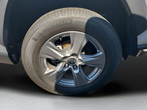 2023 Toyota RAV4 Hybrid Hybrid XLE