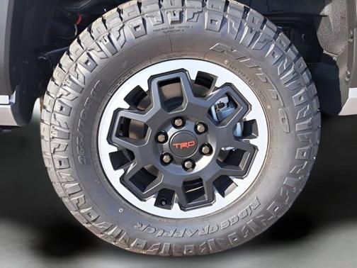 2025 Toyota 4Runner TRD Off Road