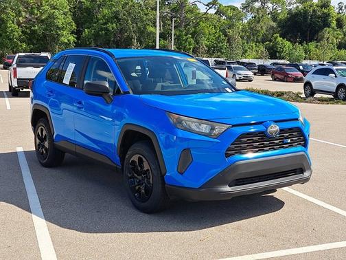 2019 Toyota RAV4 LE