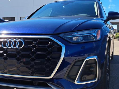 2023 Audi Q5 S line Premium Plus