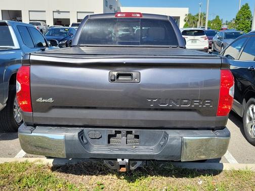 2017 Toyota Tundra SR5