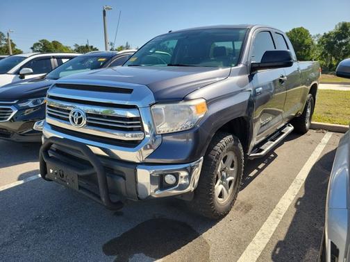 2017 Toyota Tundra SR5