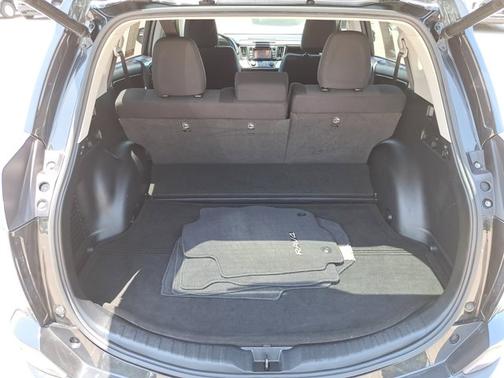 2017 Toyota RAV4 Hybrid XLE