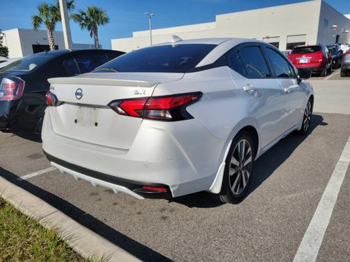 2020 Nissan Versa SR