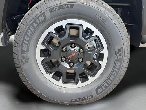 2025 Toyota 4Runner TRD Off Road