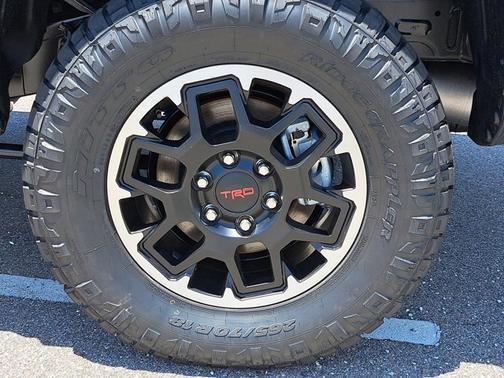 2025 Toyota Tacoma TRD Off Road
