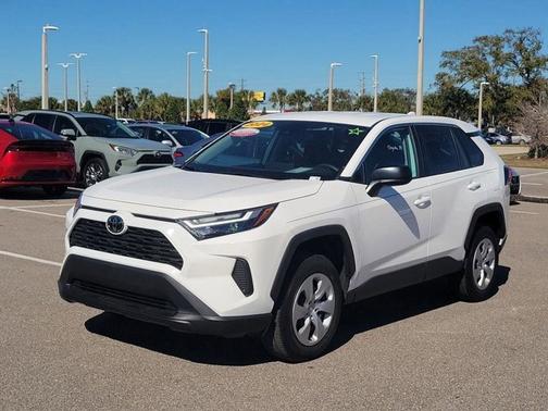 2024 Toyota RAV4 LE