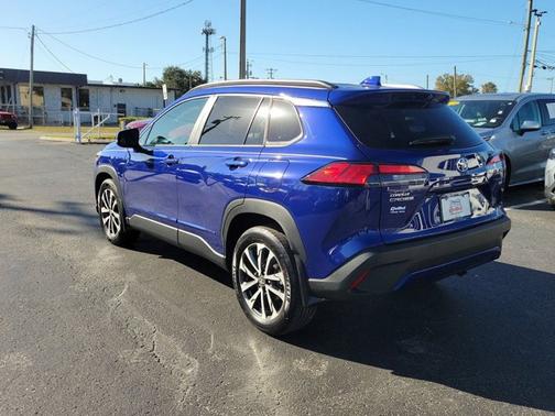 2023 Toyota Corolla Cross XLE
