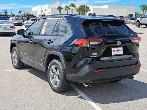 2025 Toyota RAV4 Hybrid Hybrid XLE