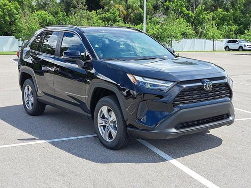 2025 Toyota RAV4 Hybrid Hybrid XLE