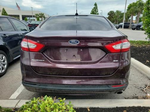 2013 Ford Fusion SE
