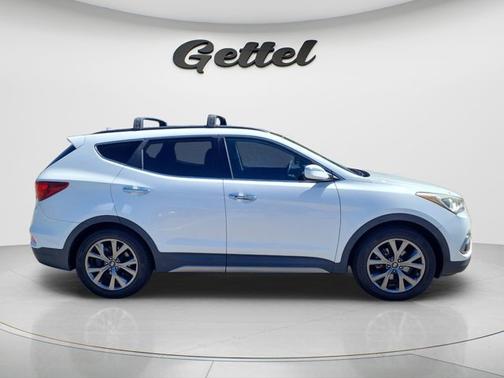 2017 Hyundai Santa Fe Sport 2.0T Ultimate