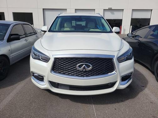 2019 INFINITI QX60 LUXE