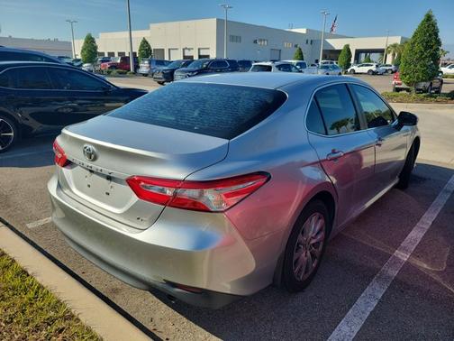 2018 Toyota Camry LE
