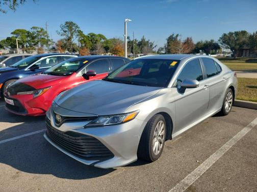 2018 Toyota Camry LE