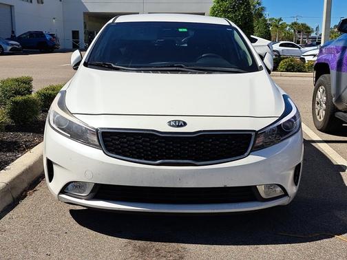 2017 Kia Forte5 LX