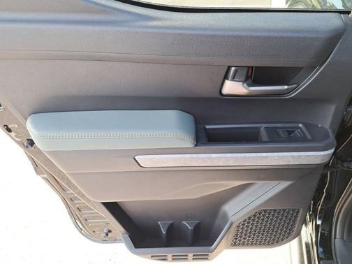 2025 Toyota Tacoma Base