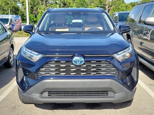 2022 Toyota RAV4 Hybrid Hybrid XLE