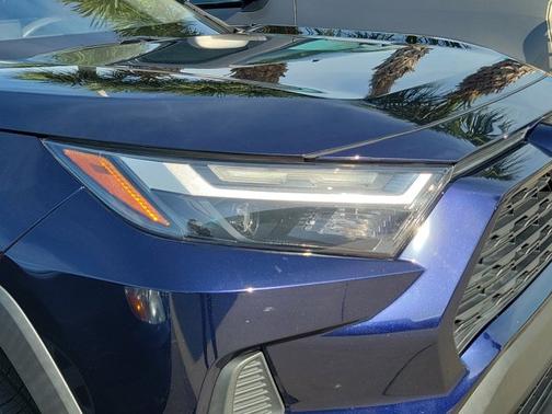 2022 Toyota RAV4 Hybrid Hybrid XLE