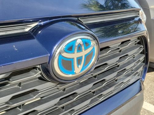 2022 Toyota RAV4 Hybrid Hybrid XLE