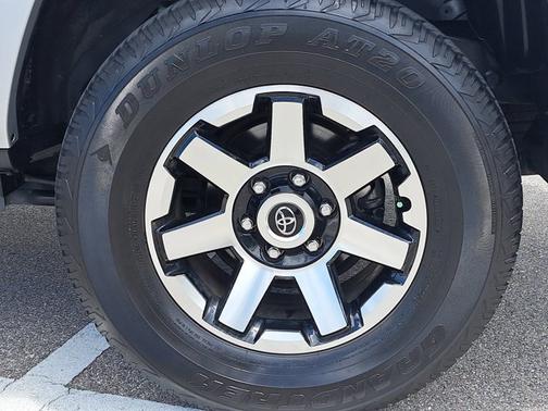 2023 Toyota 4Runner TRD Off Road