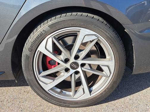 2023 Audi A4 S line Premium Plus