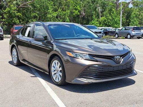 2019 Toyota Camry LE