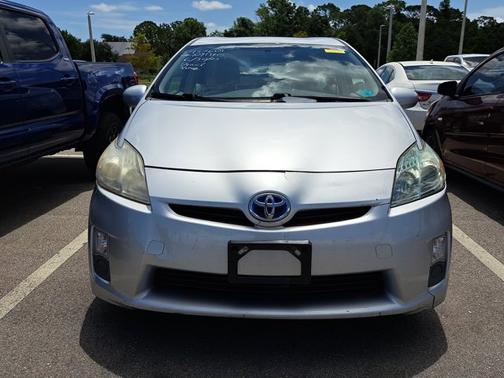 2010 Toyota Prius III